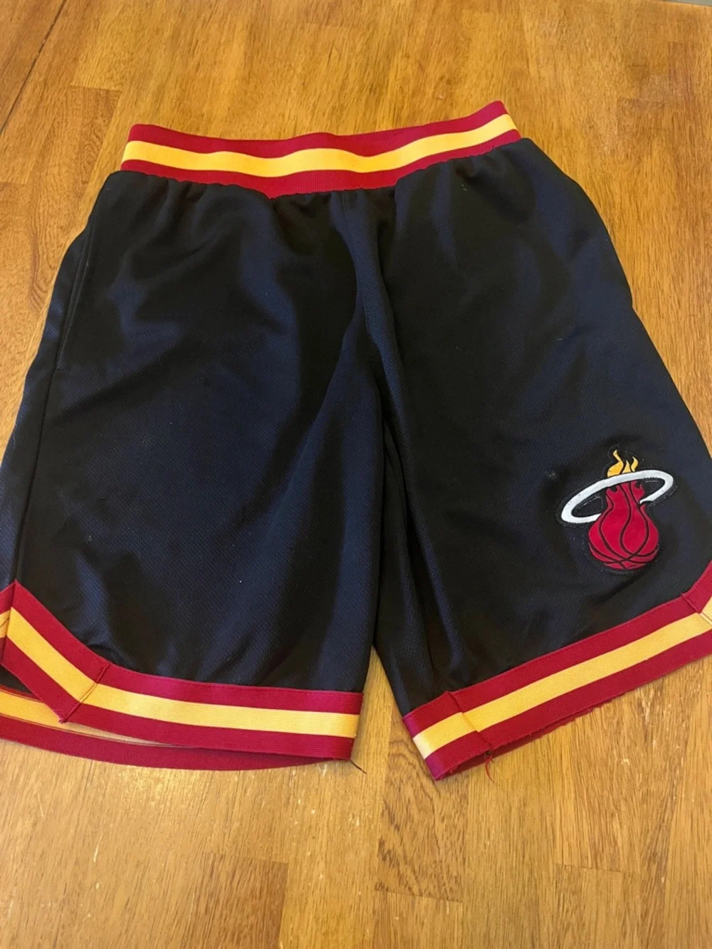 MIAMI Men's NBA Official Soft Air Mesh Ultimate Basketball Shorts